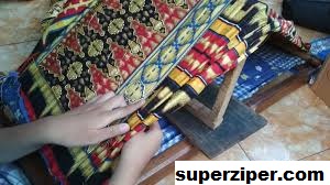 Kain Tapis Warisan Tekstil Tradisional Lampung
